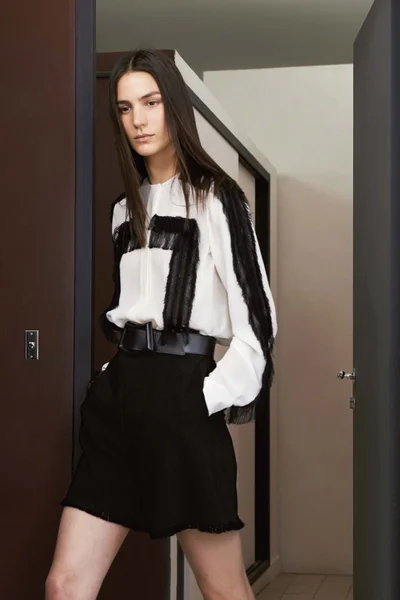 Look 12